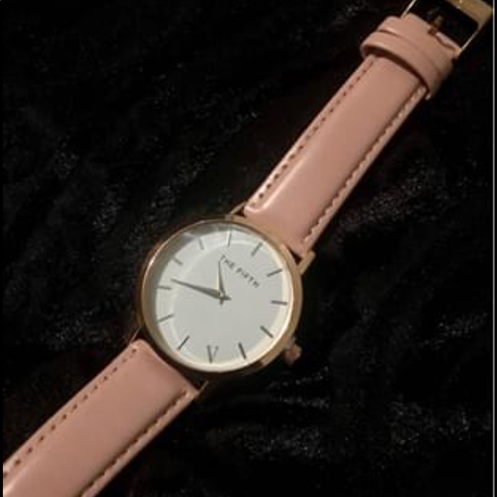 The Fifth Fashion Watch